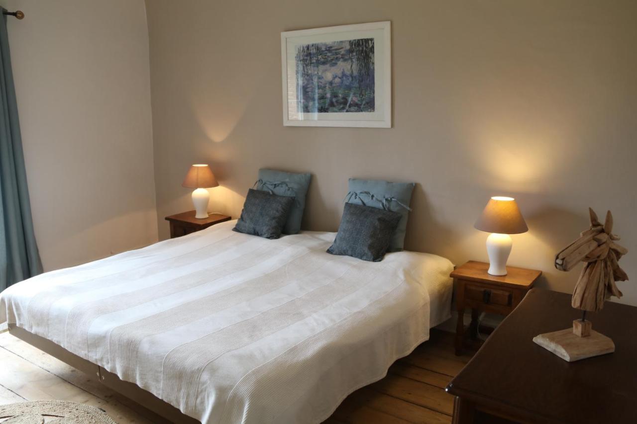 Manoir Du Taillis Bed & Breakfast Heugon Dış mekan fotoğraf