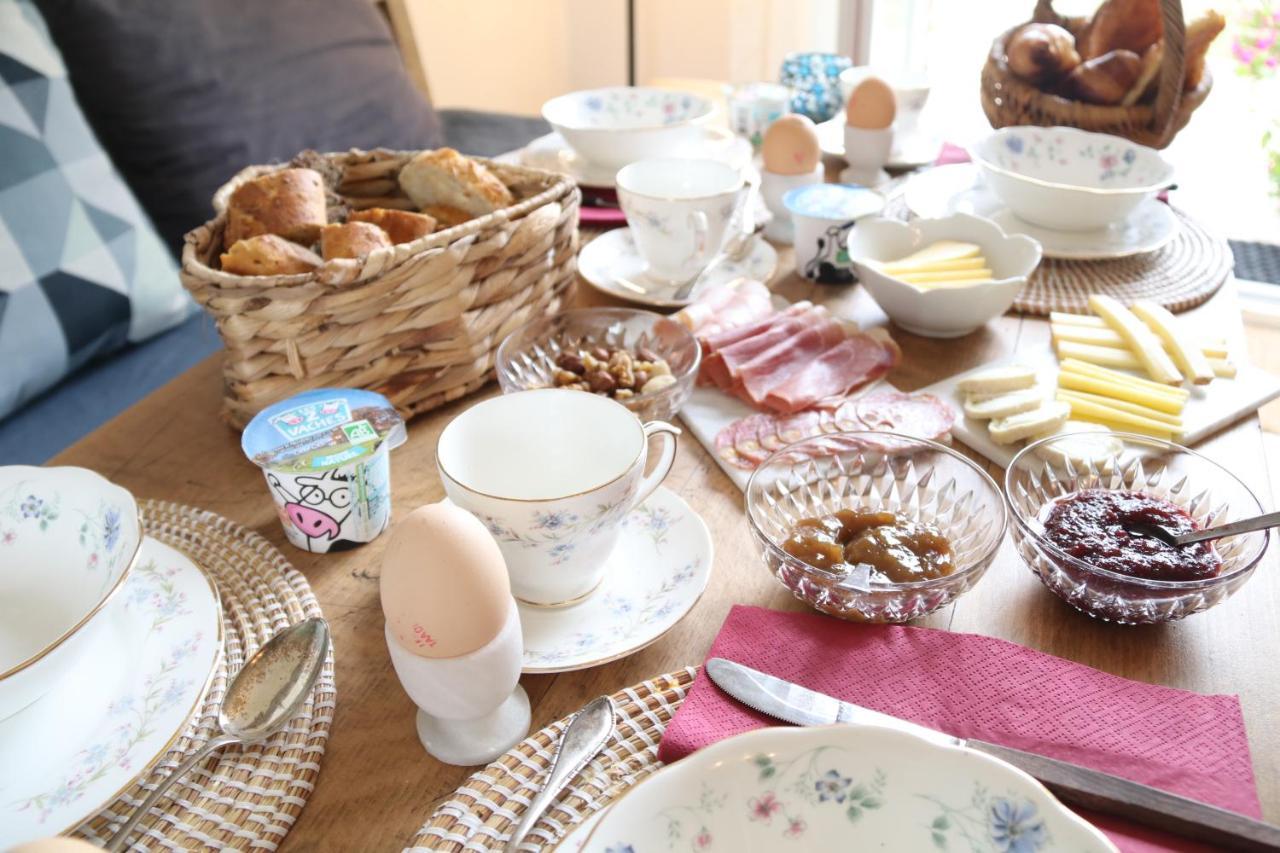 Manoir Du Taillis Bed & Breakfast Heugon Dış mekan fotoğraf